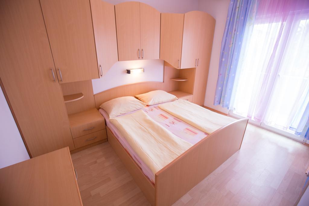 Apartments Dunja Piric Lopar Room photo